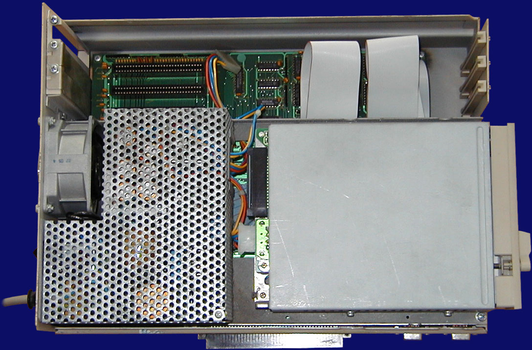 Commodore A1060 - Gehäuse geöffnet, Oberseite