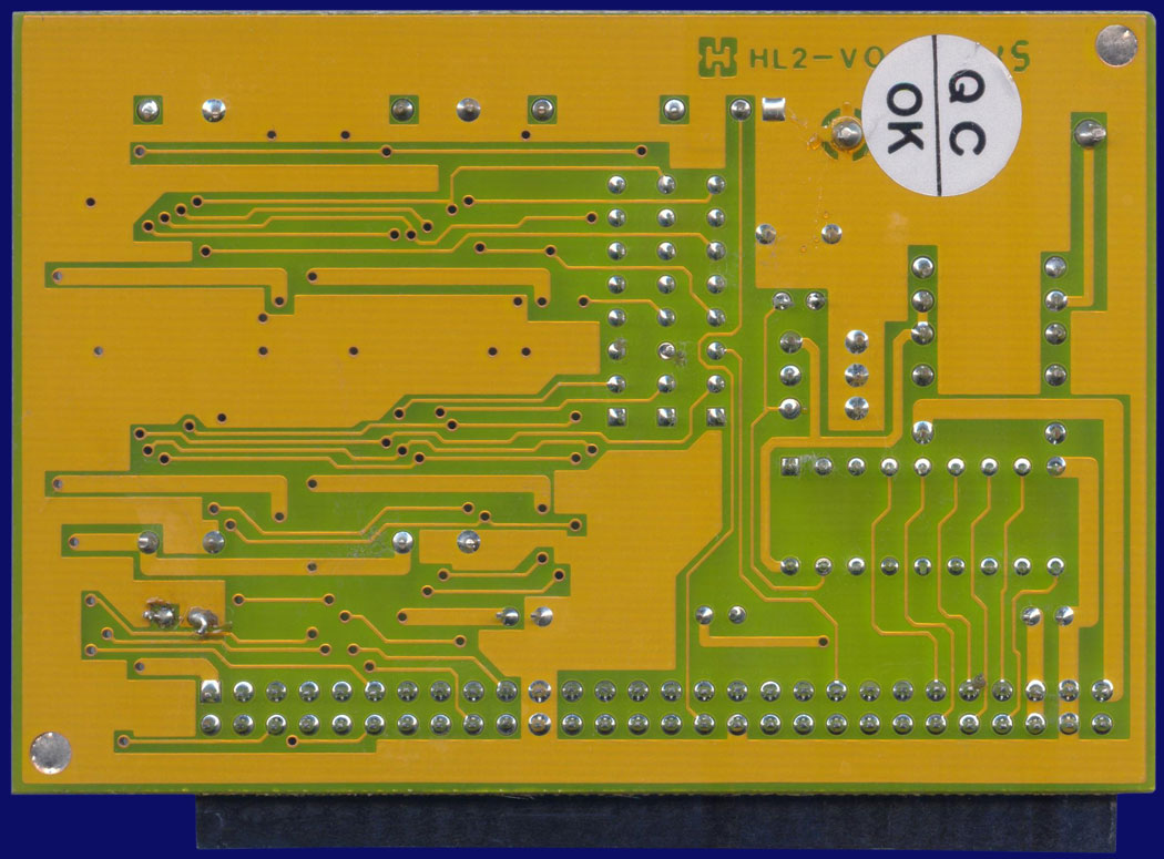 Micro R&D Pyramid RAM A500 - Rückseite
