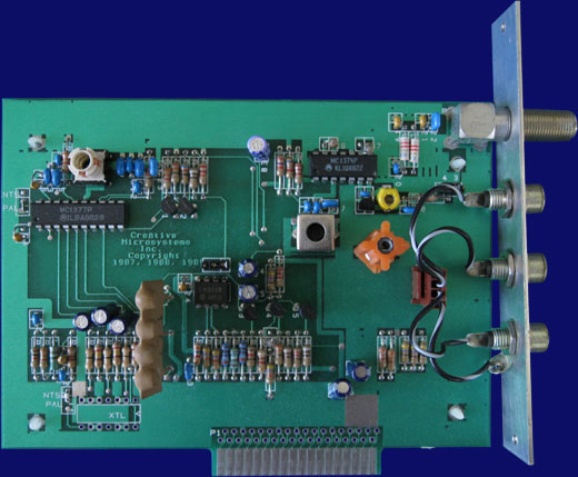 Creative Microsystems V-I 2000 - mit RF-Ausgang, Vorderseite