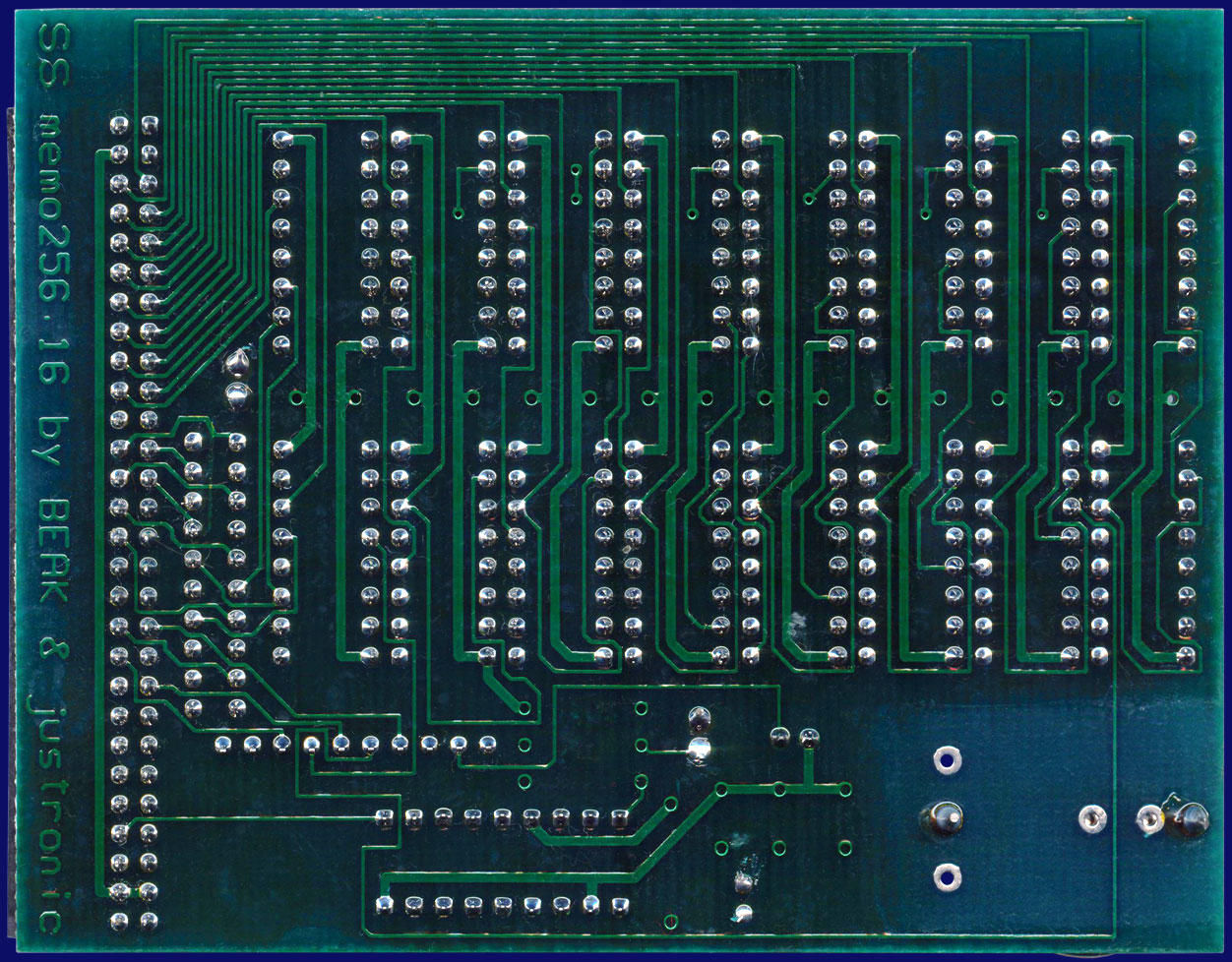  unidentified A500 RAM boards - 4. unidentified A500 512 kB RAM board, back side